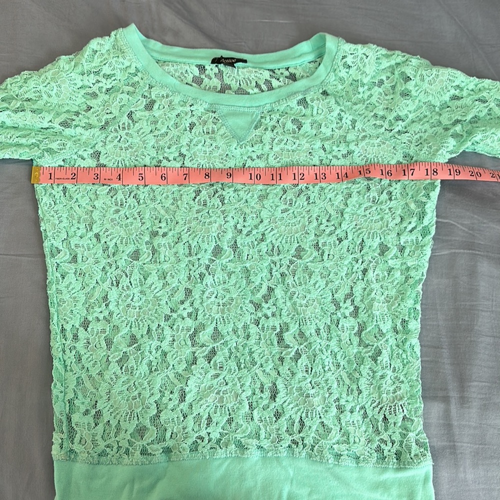 Lace Blouse - Picture 7 of 7
